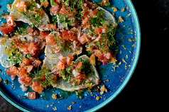 カンパチの瞬間グリル　トマトサルサのシチリア風