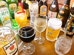 種類豊富な飲み放題は1時間1300円(税込)☆お好みのアラカルト料理と一緒にお楽しみください☆