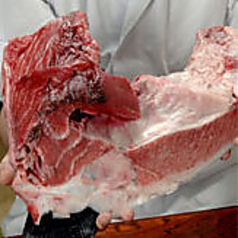 【三是名物】大とろ・中とろ・赤身を堪能できる！「まぐろづくし」の写真