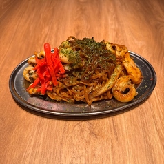 函館イカ焼きそば/【名物】昔からのカニピラフ/苫小牧ホッキカレーライス