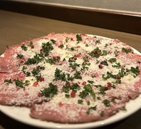 ■本格ビストロと創作フレンチが自慢