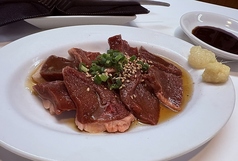 新鮮ラムハツ刺し