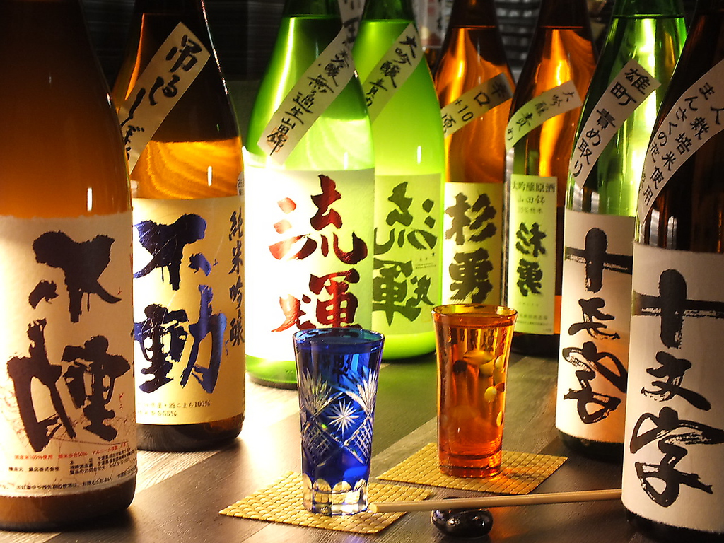 厳選日本酒・焼酎を幅広くご用意。飲み放題には銘酒「獺祭」含まれております。