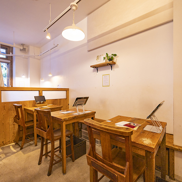 玄米カフェ 実身美 京橋店の雰囲気1