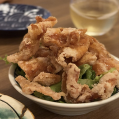 ・鶏皮パリパリ揚げ