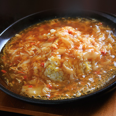 蟹肉魚翅炒飯／ふかひれ入り煮込みラーメン（白湯醤油味） 