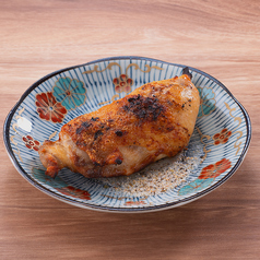 悠然鶏のパリパリ素焼き小樽骨付鶏の焼きザンギ《1ピース》