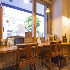 玄米カフェ 実身美 京橋店の雰囲気3