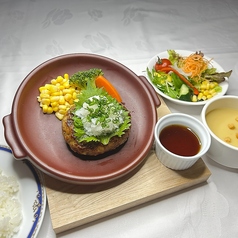 ハンバーグ　大葉とおろしの和風仕立て
