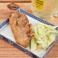 ちょい飲みと充実の料理で満喫できる自由なスタイル