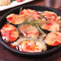 料理メニュー写真&nbsp;茄子とチーズのチリソース
