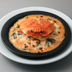 紅ズワイガニとほうれん草のトマトクリームドリア