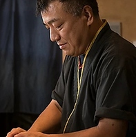 技と経験が光る！市内有名店で10年修業積んだ大将の握り