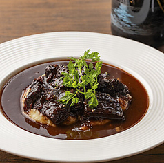 黒毛和牛ほほ肉の赤ワイン煮