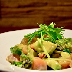 アボカドとサーモンのマリネ