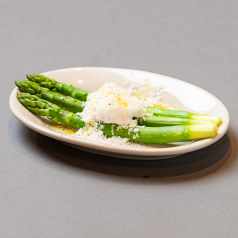 アスパラポーチドエッグ