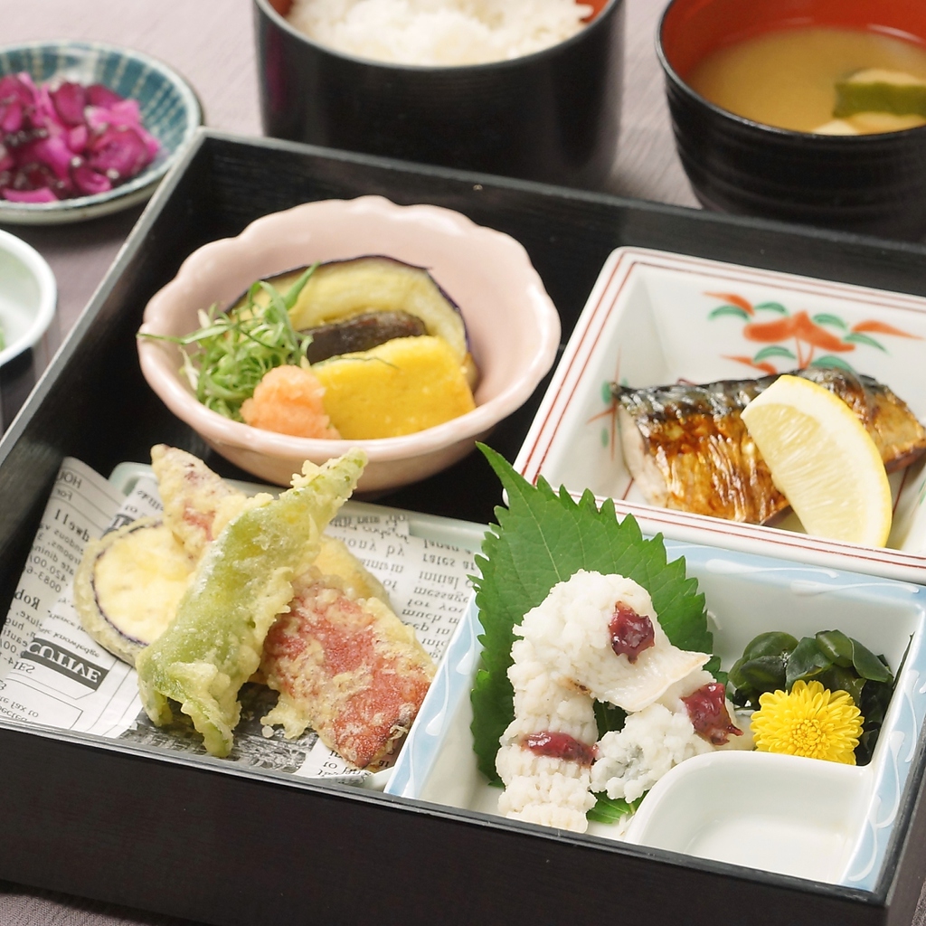 週末はランチ営業中♪メニュー詳細はランチページで！※写真は一例