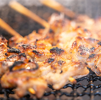 鮮度抜群のもつ焼きと数々の逸品♪
