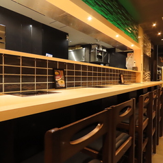 カップルなどでも使いやすいカウンターのお席です。