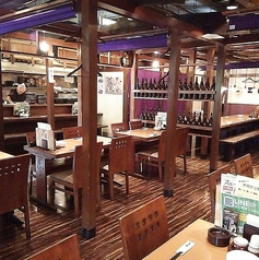 テーブル席でも個室風に♪