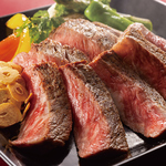 福島牛ステーキをメインにブランド肉を使ったお料理をご用意しております