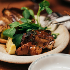 骨付きスペアリブの薪グリル~BBQソース~