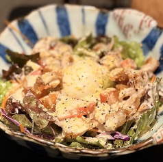 鶏とチーズのシーザーサラダ