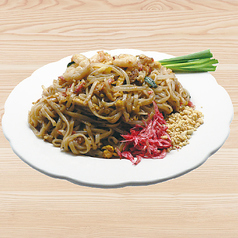 タイ風焼きそば　パッタイ　Thai fried-rice noodle