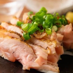 《烏龍名物》もも肉のお刺身