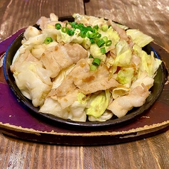 豚キャベツ鉄板焼き(普通と辛口)