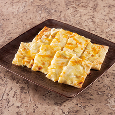 6種チーズのフラムクーヘン