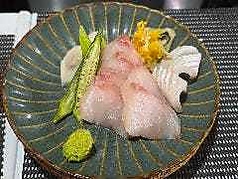 琉球スギの刺身 発酵白菜添え