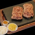 料理メニュー写真&nbsp;やっぱりバーグ 約180g