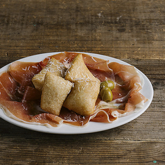 スペイン産ハモンセラーノ