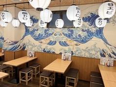 広々としたフロアは貸し切り利用も可能！会社のご宴会や同窓会、結婚式二次会など、大人数での集まりに最適です。周囲を気にせず過ごせるプライベート空間で、旬の料理と豊富なお酒を心ゆくまでご堪能ください。レイアウトや演出もご相談いただけますので、特別なひとときを演出できます。