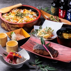 豊洲直送鮮魚と釜飯 二代目 魚義のコース写真