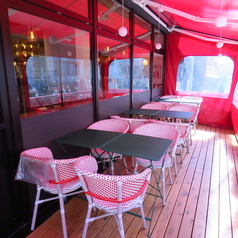 【テラス席：4名席×3卓】