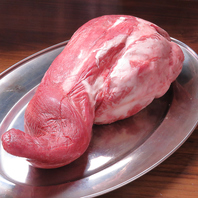 肉汁滴る鮮度の良いお肉は、肉好きにはたまらない！