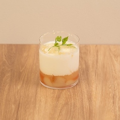 飲めるチーズケーキカクテル ノムチカクテルあらごし白桃