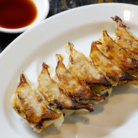 アルコールと相性抜群な焼餃子はいかがでしょうか♪