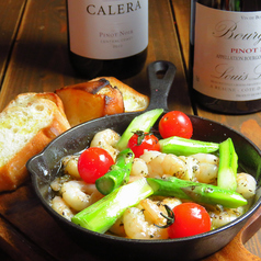 小エビと旬野菜のアヒージョ