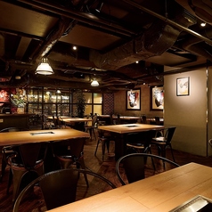 NIKUGEN ニクゲン 六本木店の雰囲気1