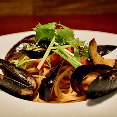 ムール貝とナスのトマトソース