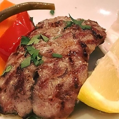 ハーブを混ぜ込んだ豚挽肉の自家製ソーセージ「サルシッチャ」