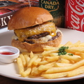 料理メニュー写真&nbsp;チーズトリオバーガー