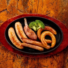 14.ソーセージ盛り