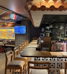 カウンター席18席