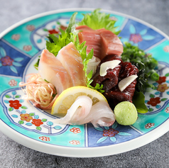 季節の刺身盛り合わせ(一人前)