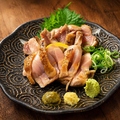 料理メニュー写真&nbsp;地鶏もも炙り刺し