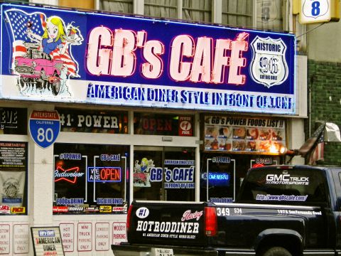 GB's CAFE 富山大学前店